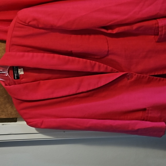 Womens Suit - Picture 2 of 6